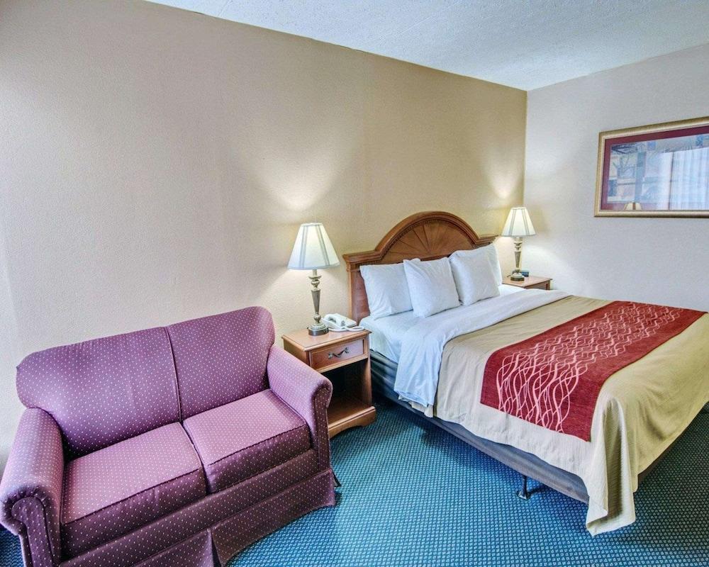 Quality Inn near Martinsville Speedway photo 12