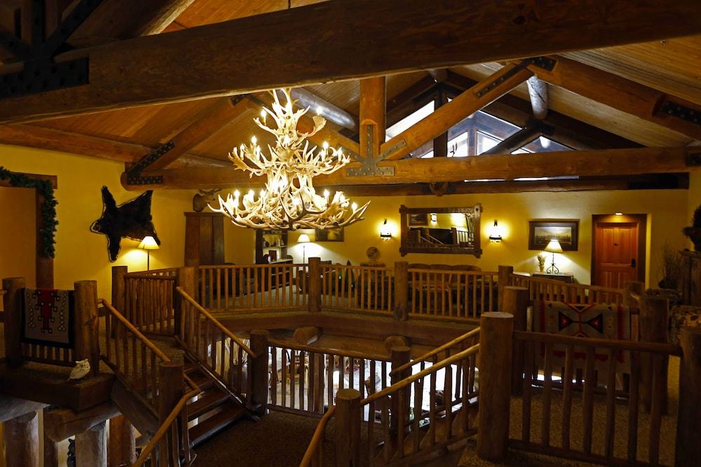 Daniels Summit Lodge photo 3