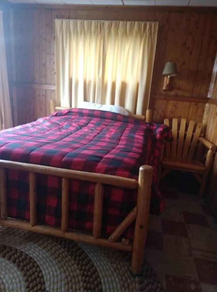 firehouse inn photo 10