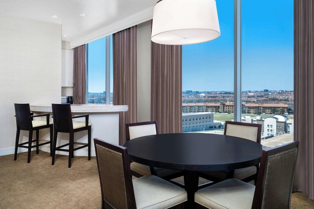 Renaissance Dallas North Hotel photo 6
