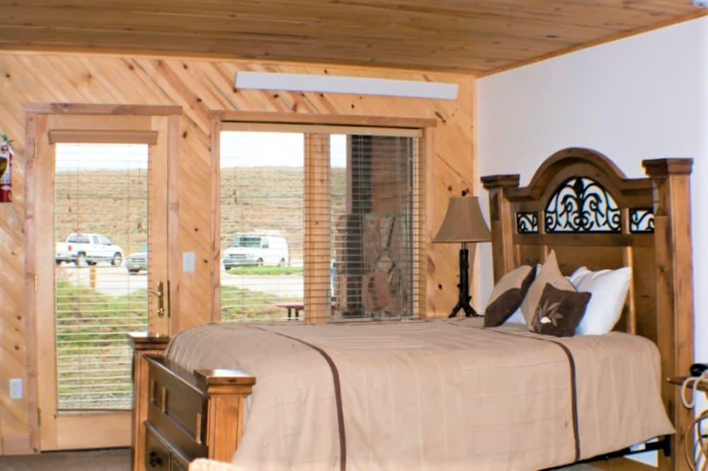 Inn at SilverCreek photo 33