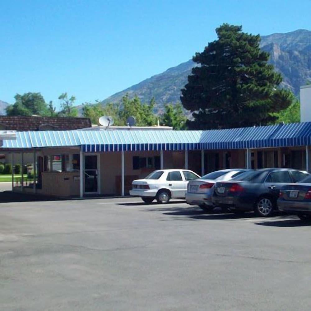 Provo Travelers Inn photo 4
