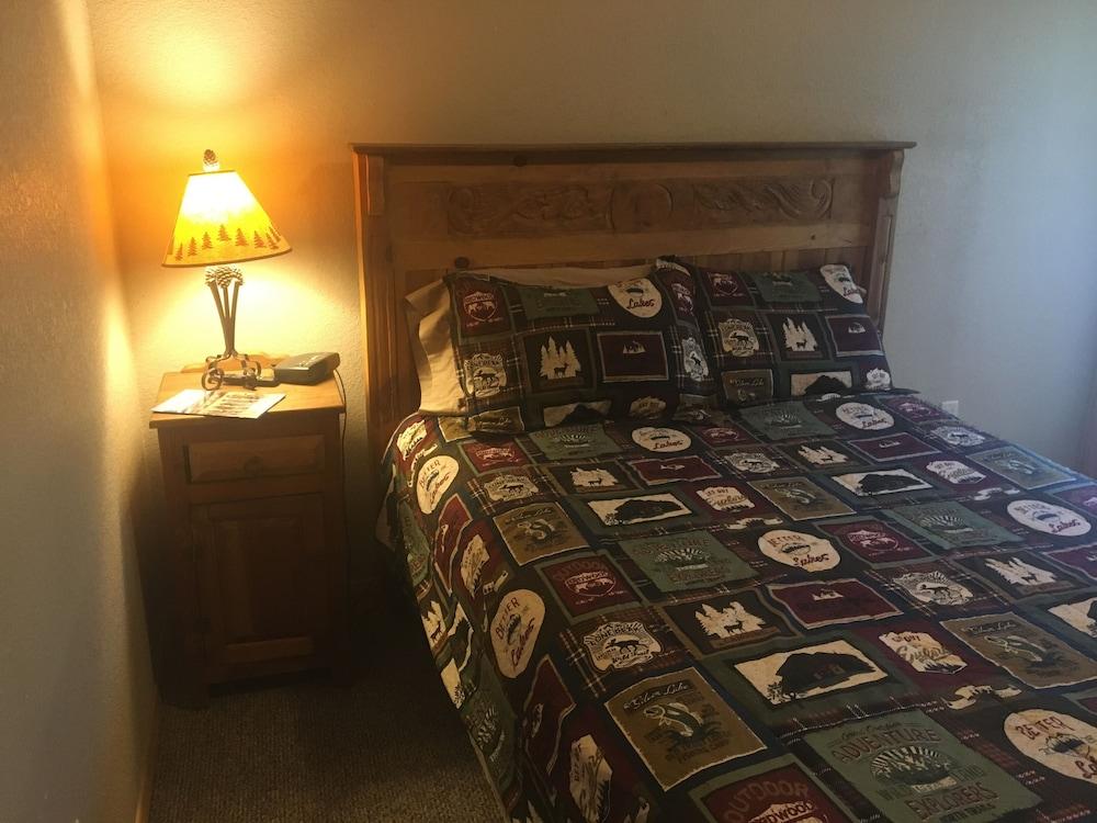 The Lodge at Lazy Bear Retreat photo 46