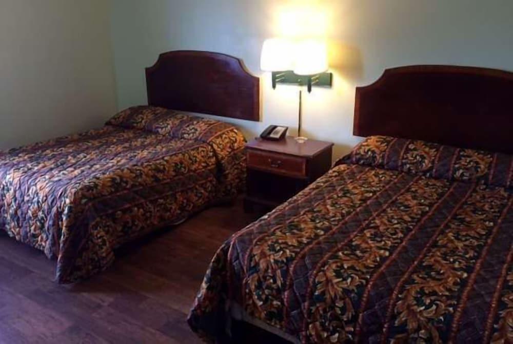 Knights Inn Center Valley photo 2