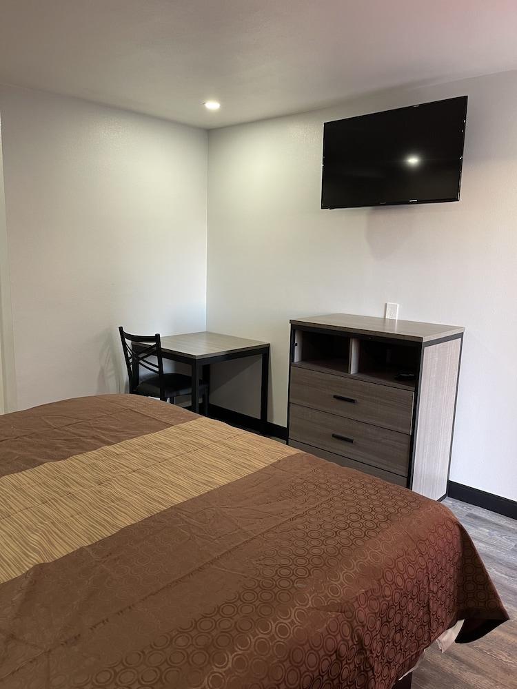 Welcome Inn & Suites photo 6