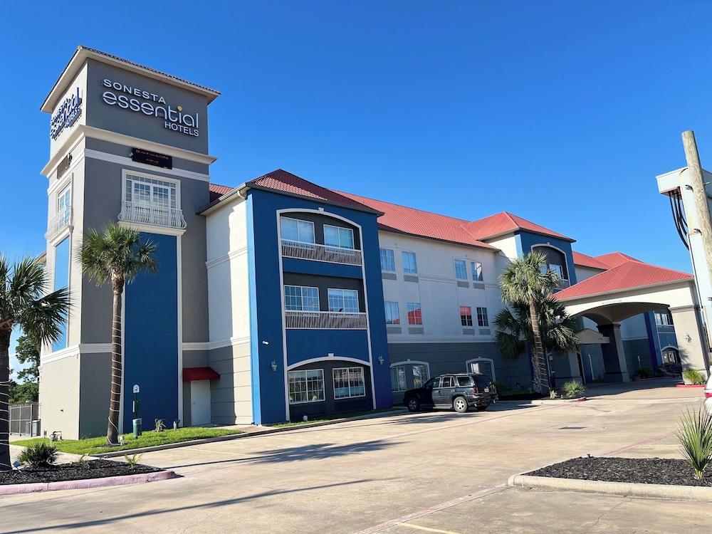 Sonesta Essential Hotel Houston-I-45 Spring photo 1