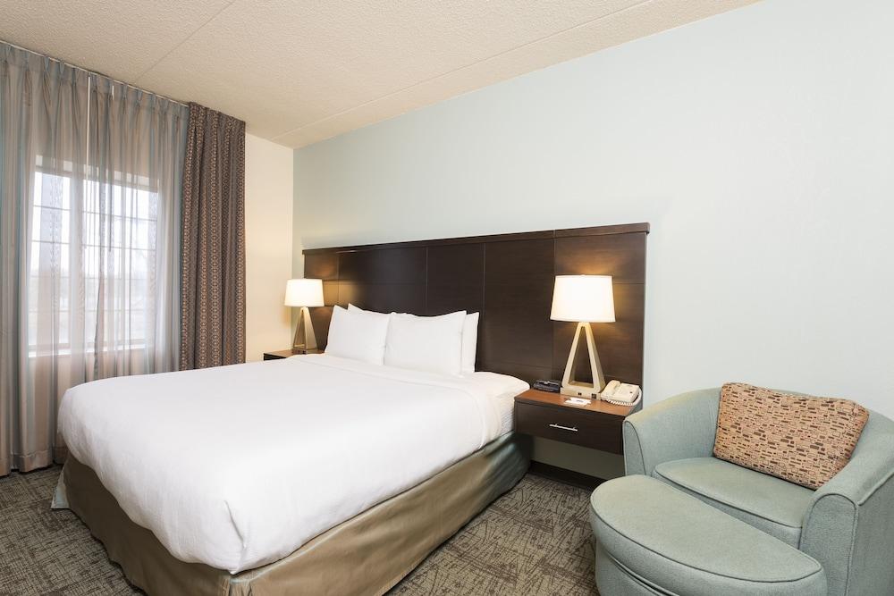 Staybridge Suites Chicago-Oakbrook Terrace by IHG photo 11