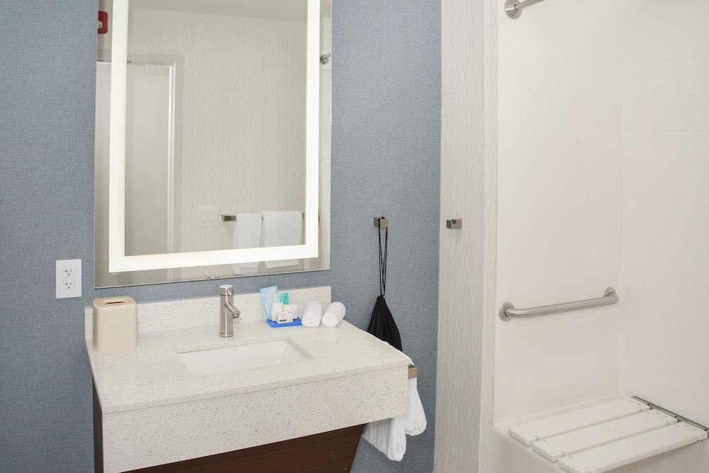 Four Points by Sheraton Fayetteville Fort Bragg photo 22