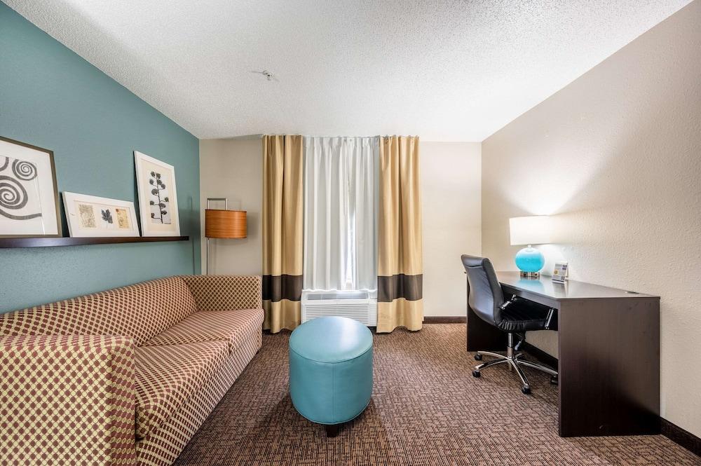 Sleep Inn & Suites Birmingham - Hoover photo 27