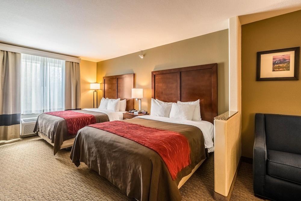 Comfort Inn & Suites Rifle photo 2