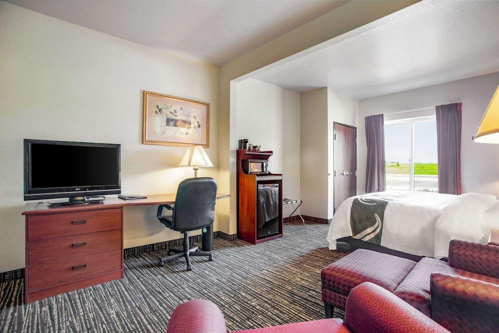 Quality Inn Parsons North photo 31
