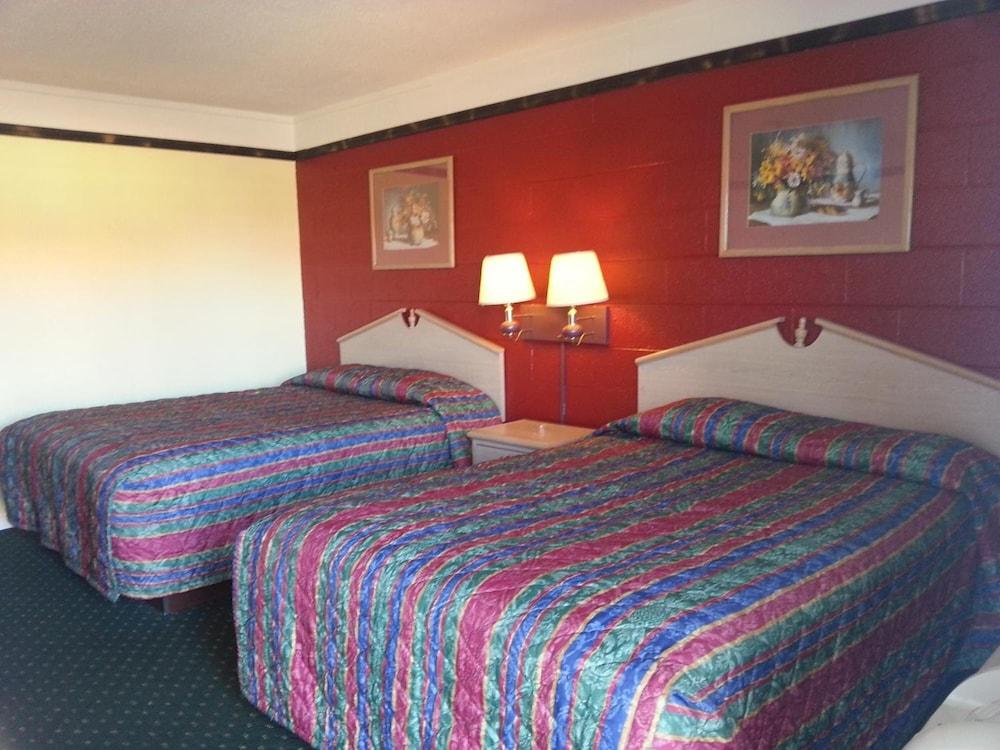 Tower Motel photo 21