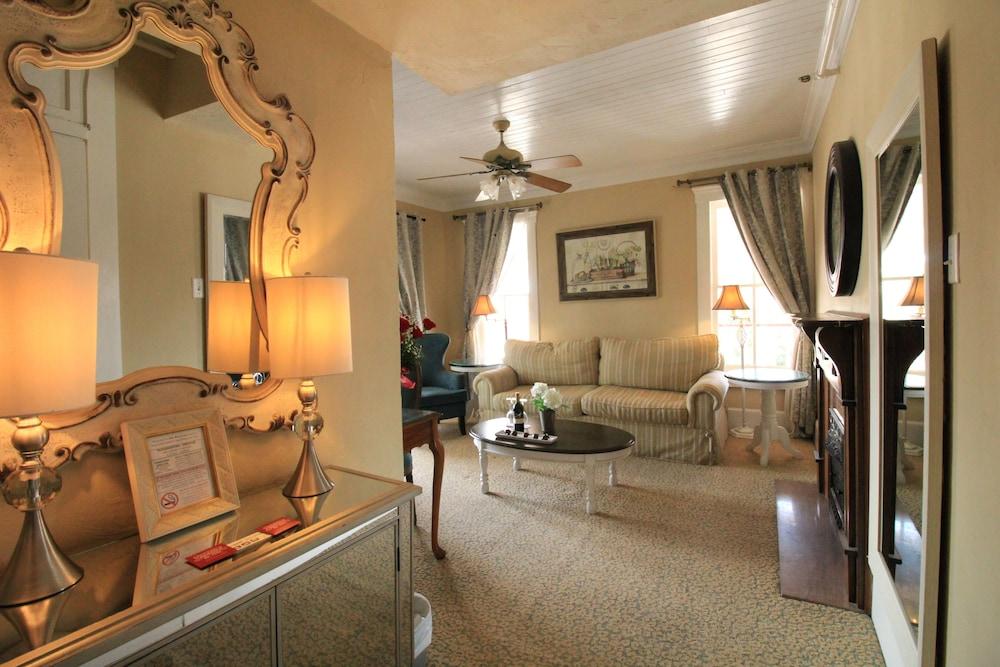 The Riverview Hotel photo 23
