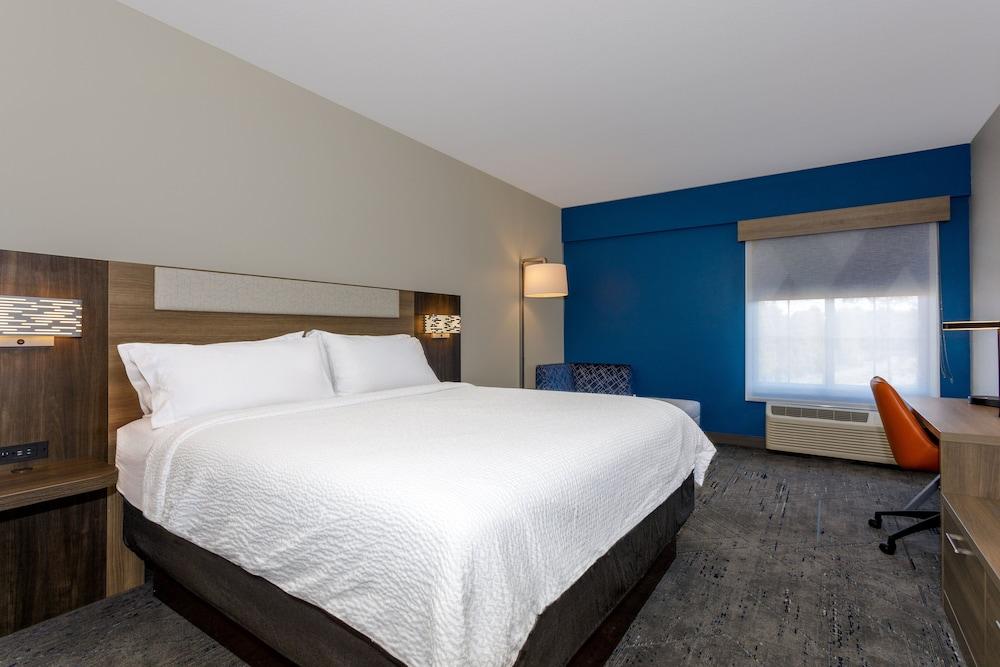 Holiday Inn Express Tampa N I-75 - University Area by IHG photo 14
