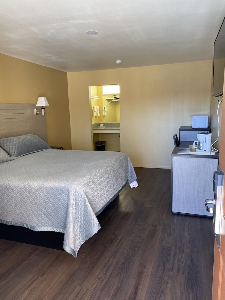 Mt Whitney Motel photo 16