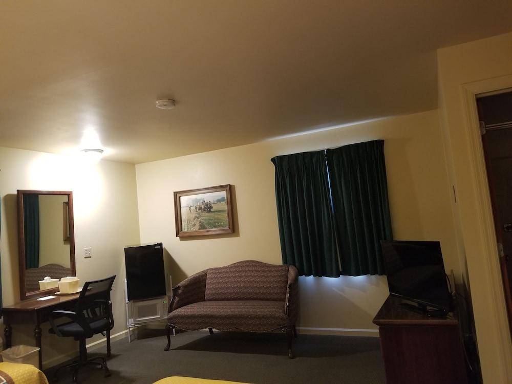 Classic Inn photo 7