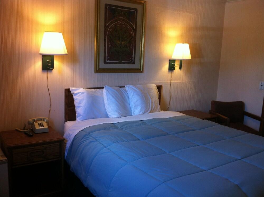 Green Crest Motel photo 6