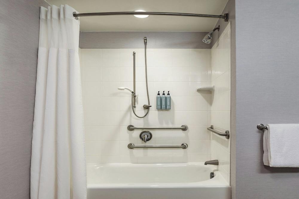 Courtyard by Marriott Hadley Amherst photo 19