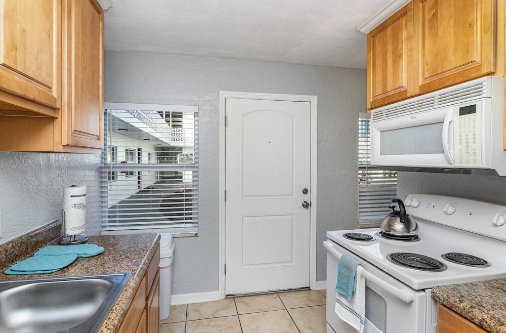 Ocean Harbour Apartment Homes photo 32