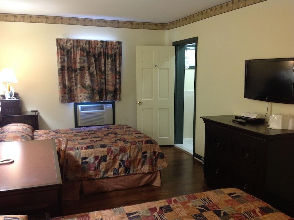 Budget Inn photo 16