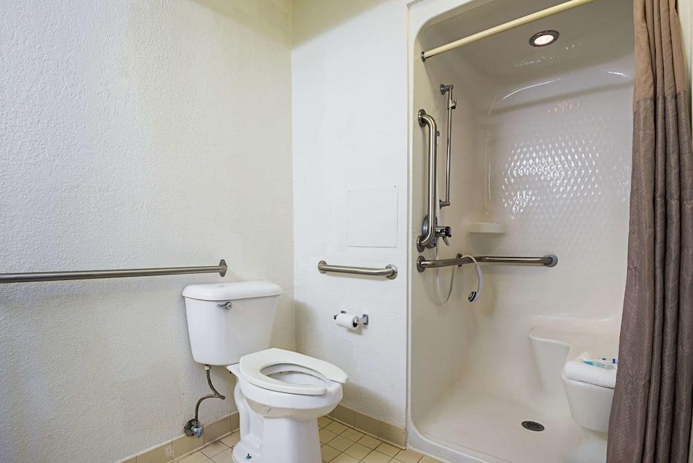 Rodeway Inn Kissimmee Maingate West photo 3