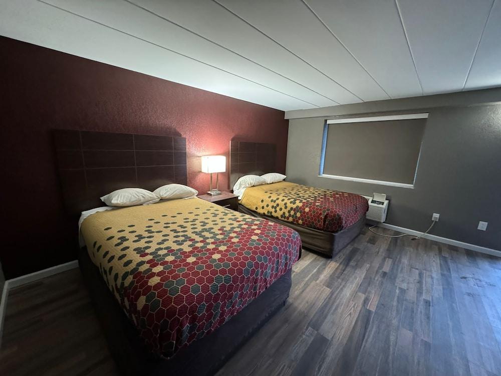 Residency Inn & Studios photo 11