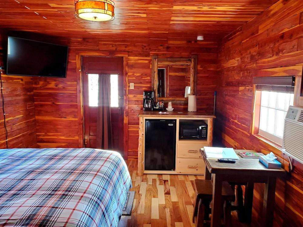 Log Cabin Inn photo 95