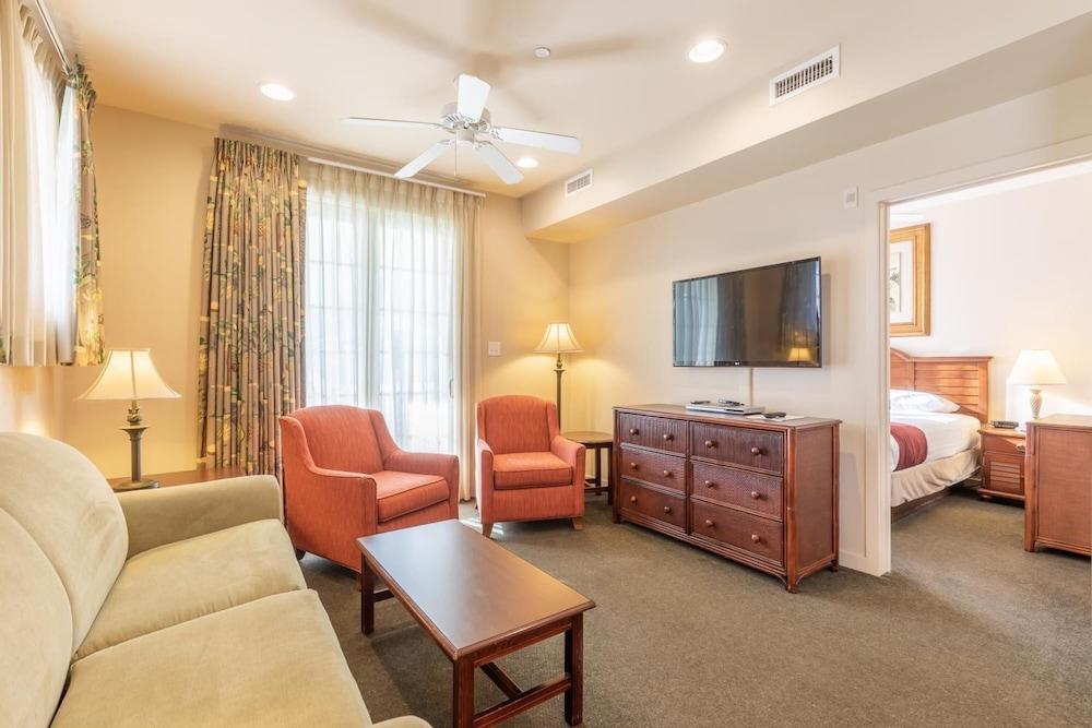 Ebb Tide Suites photo 2