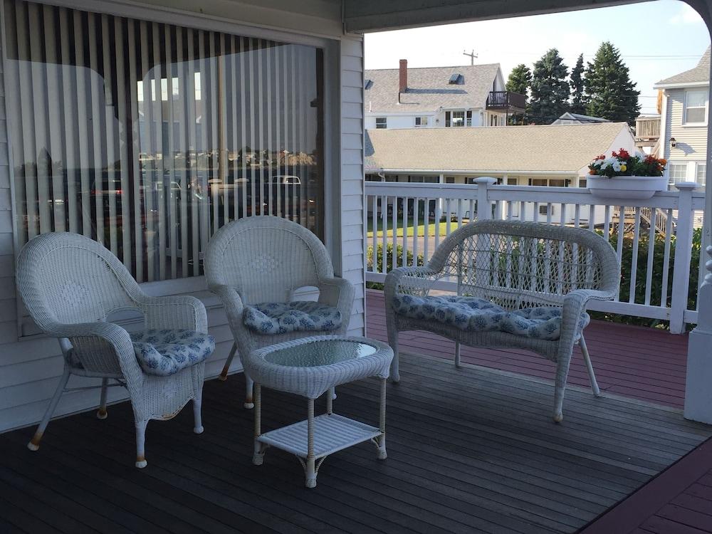 Grand View Motel photo 35