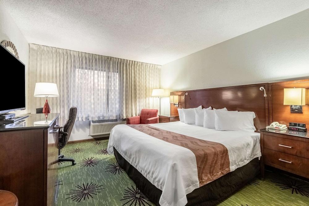 Quality Inn & Suites Albert Lea photo 18