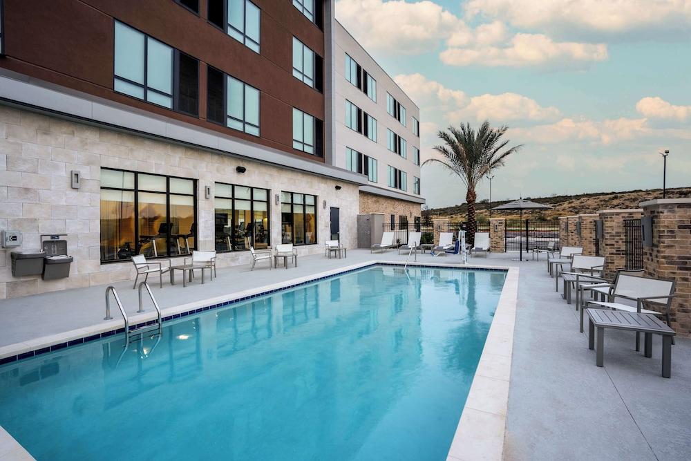 Hyatt Place Eagle Pass photo 21