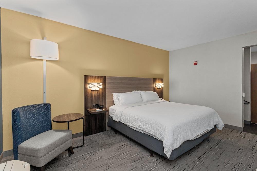 Holiday Inn Express Crockett by IHG photo 23