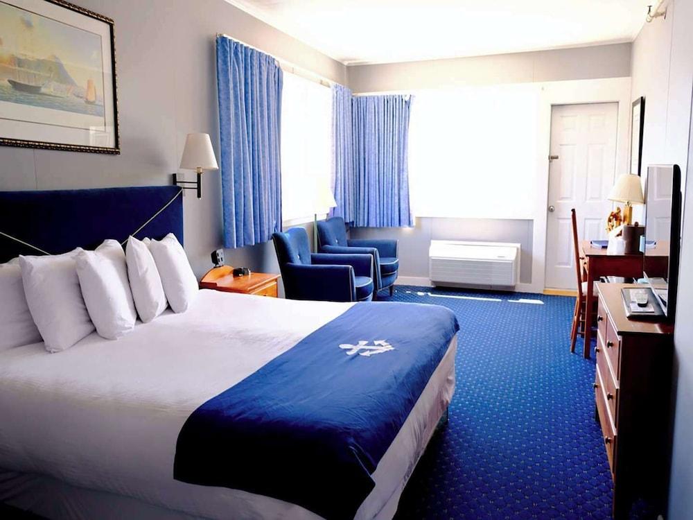 Fishermans Wharf Inn photo 64