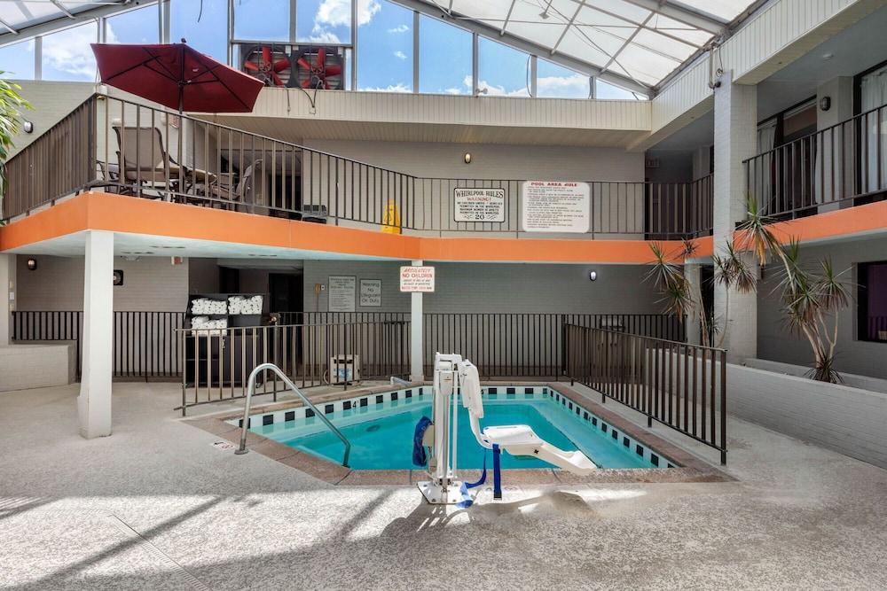 VetteCity Hotel photo 23