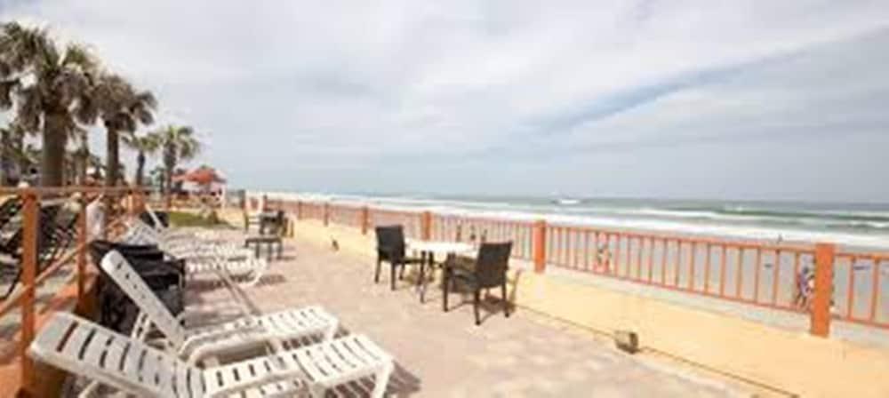 The Beach House Inn photo 13