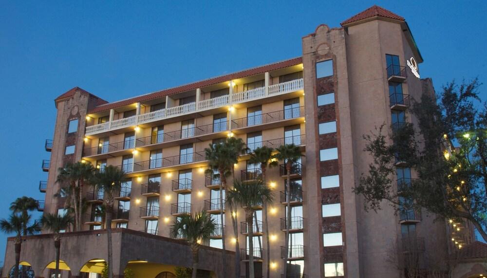 DoubleTree Suites by Hilton Hotel McAllen photo 36