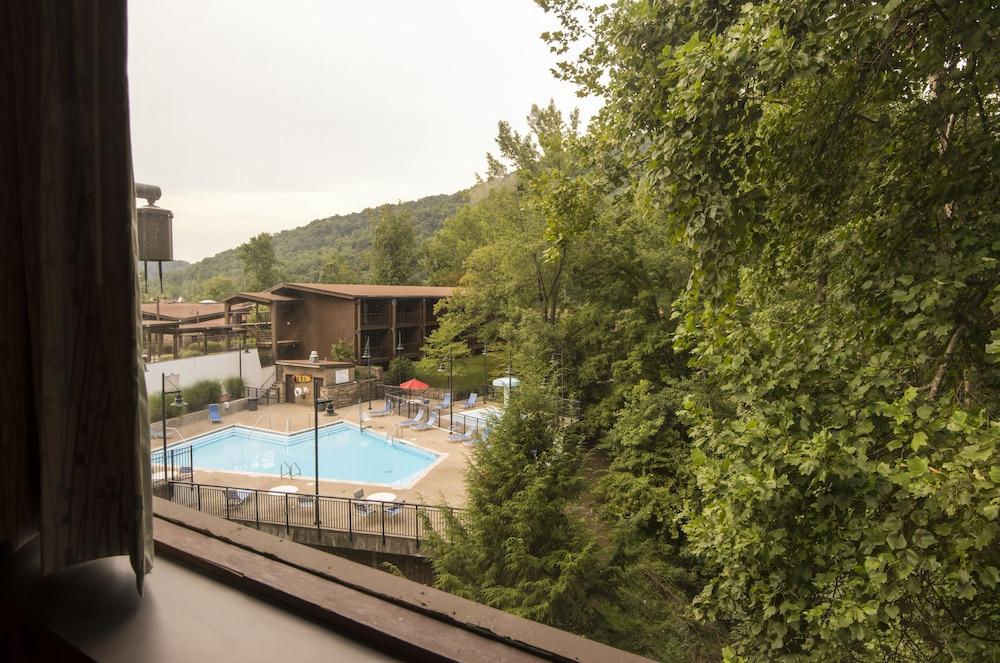 Jenny Wiley State Resort Park photo 7