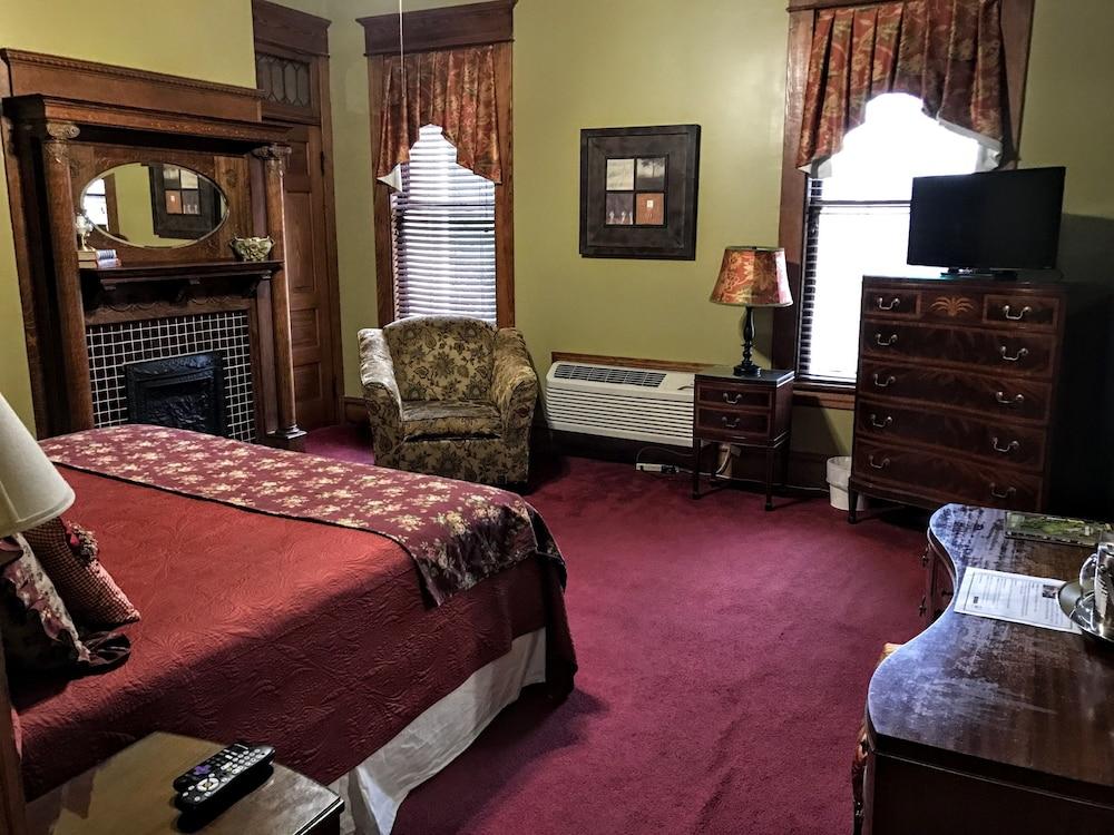 Edwardian Inn photo 10