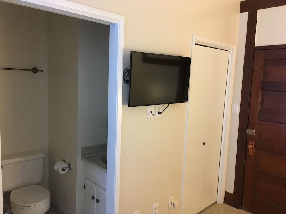 Hotel Burgess photo 20