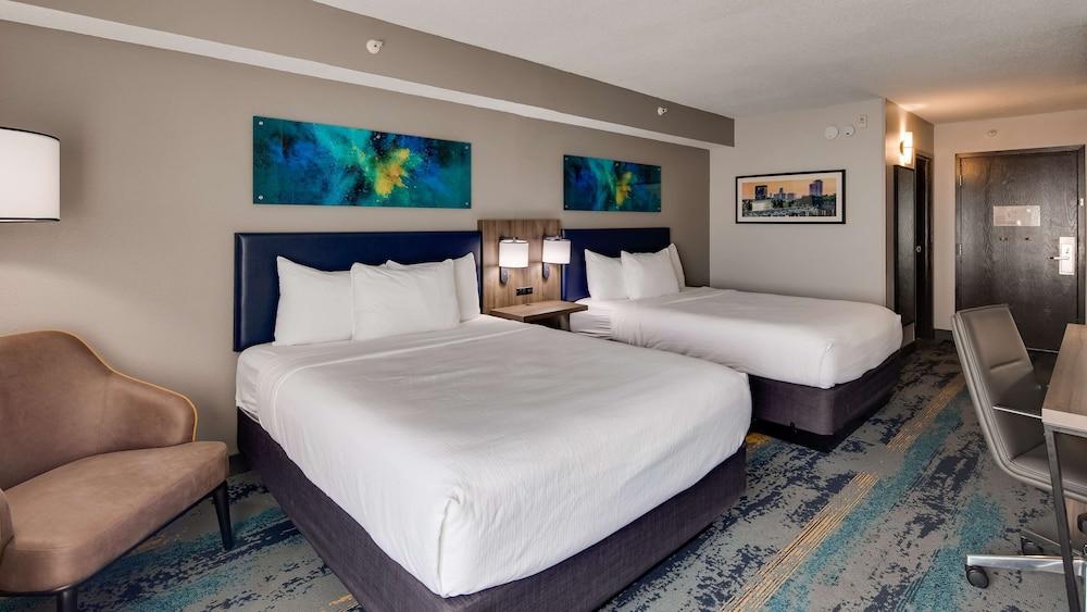 Best Western Plus Augusta North Inn & Suites photo 12