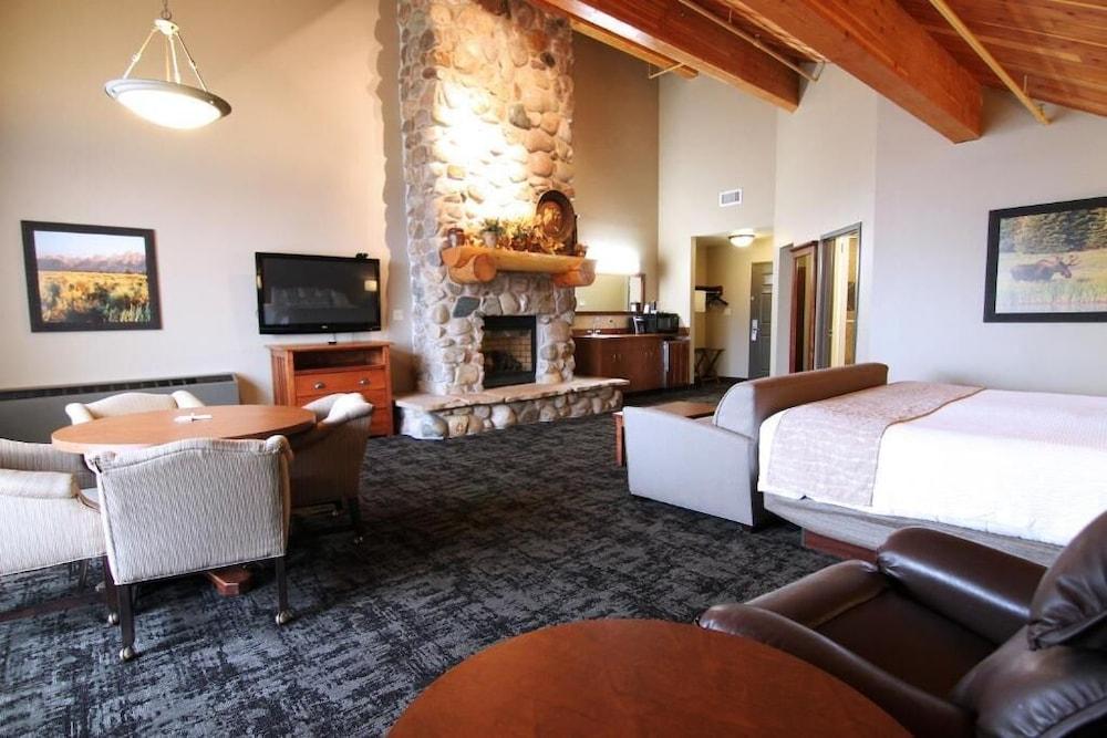 Casper C'mon Inn Hotel & Suites photo 18