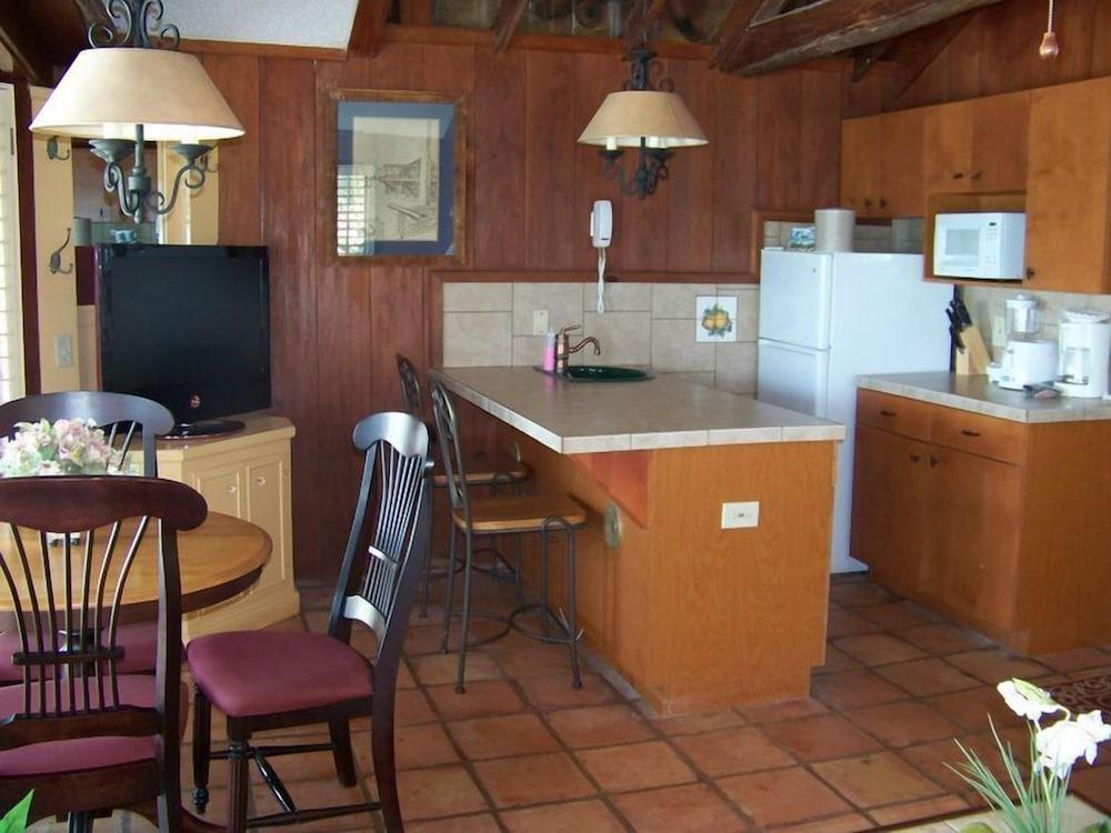 The Driftwood Resort photo 11