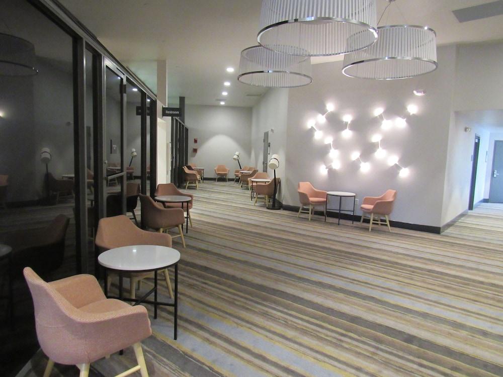 Holiday Inn Orlando International Dr-ICON by IHG photo 58
