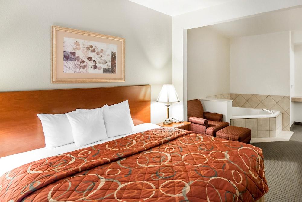 Quality Inn Parsons North photo 22