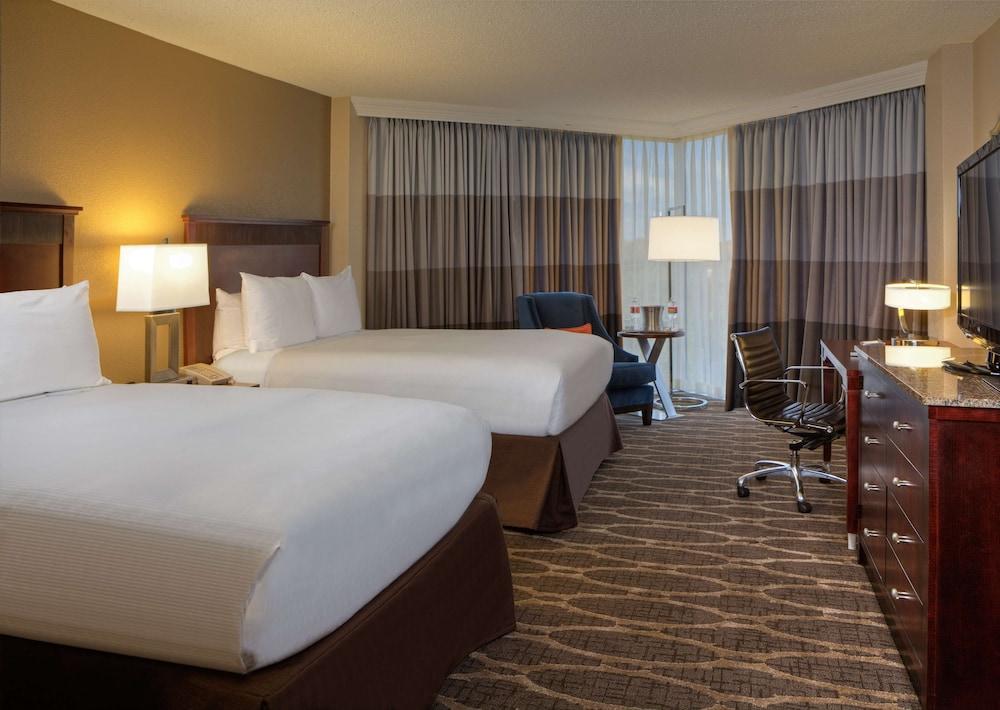 Hilton Houston Westchase photo 13