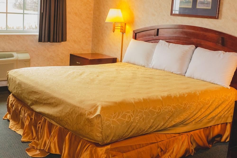 Colfax Inn photo 42