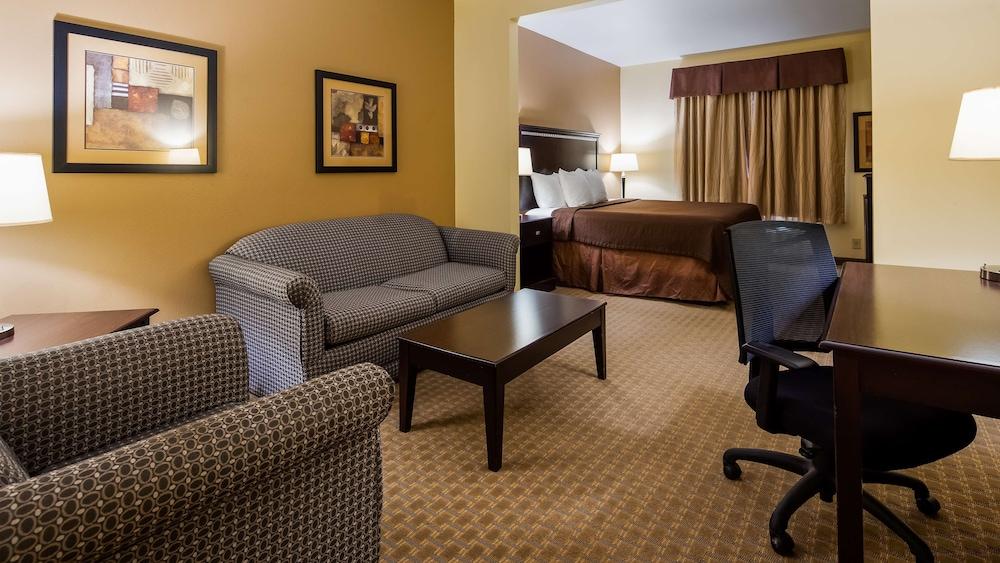Best Western Lamesa Inn & Suites photo 10