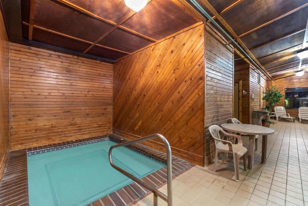 Summerset Hotel & Suites photo 21