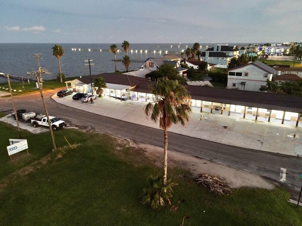 Bay View Inn photo 18