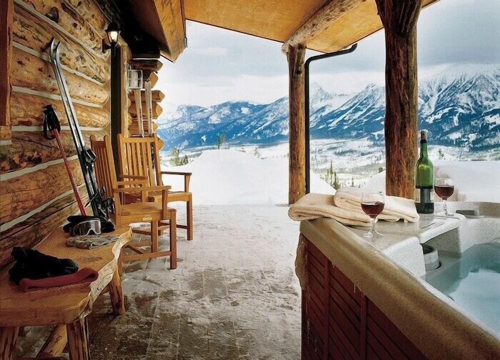 Cowboy Heaven Cabins photo 16